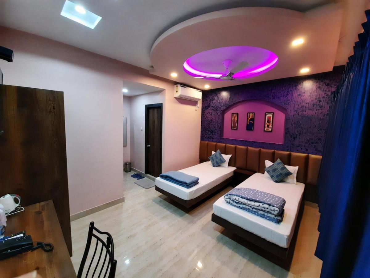 Hotel Aloka Residency Kalkutta Kültér fotó